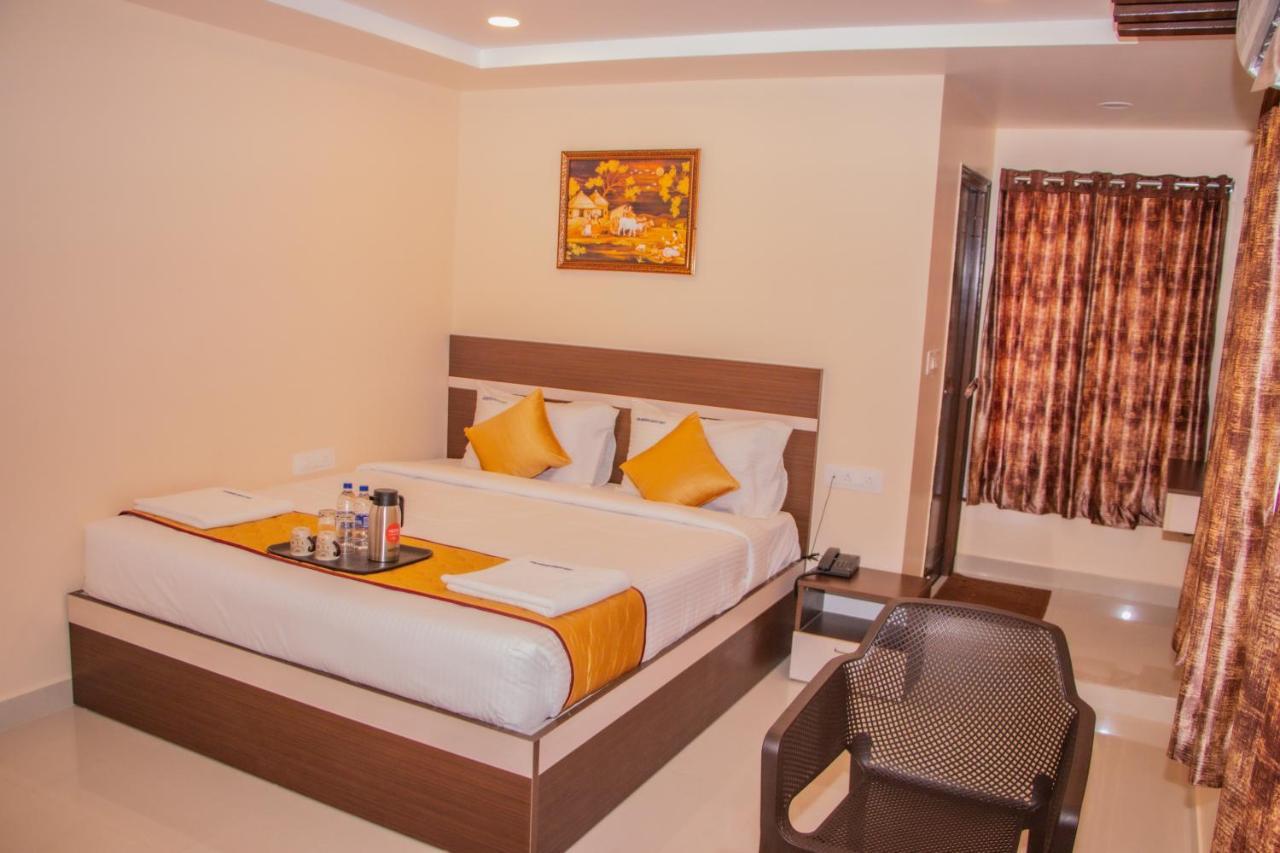 Hotel Mountview Comforts Tirupati Eksteriør bilde