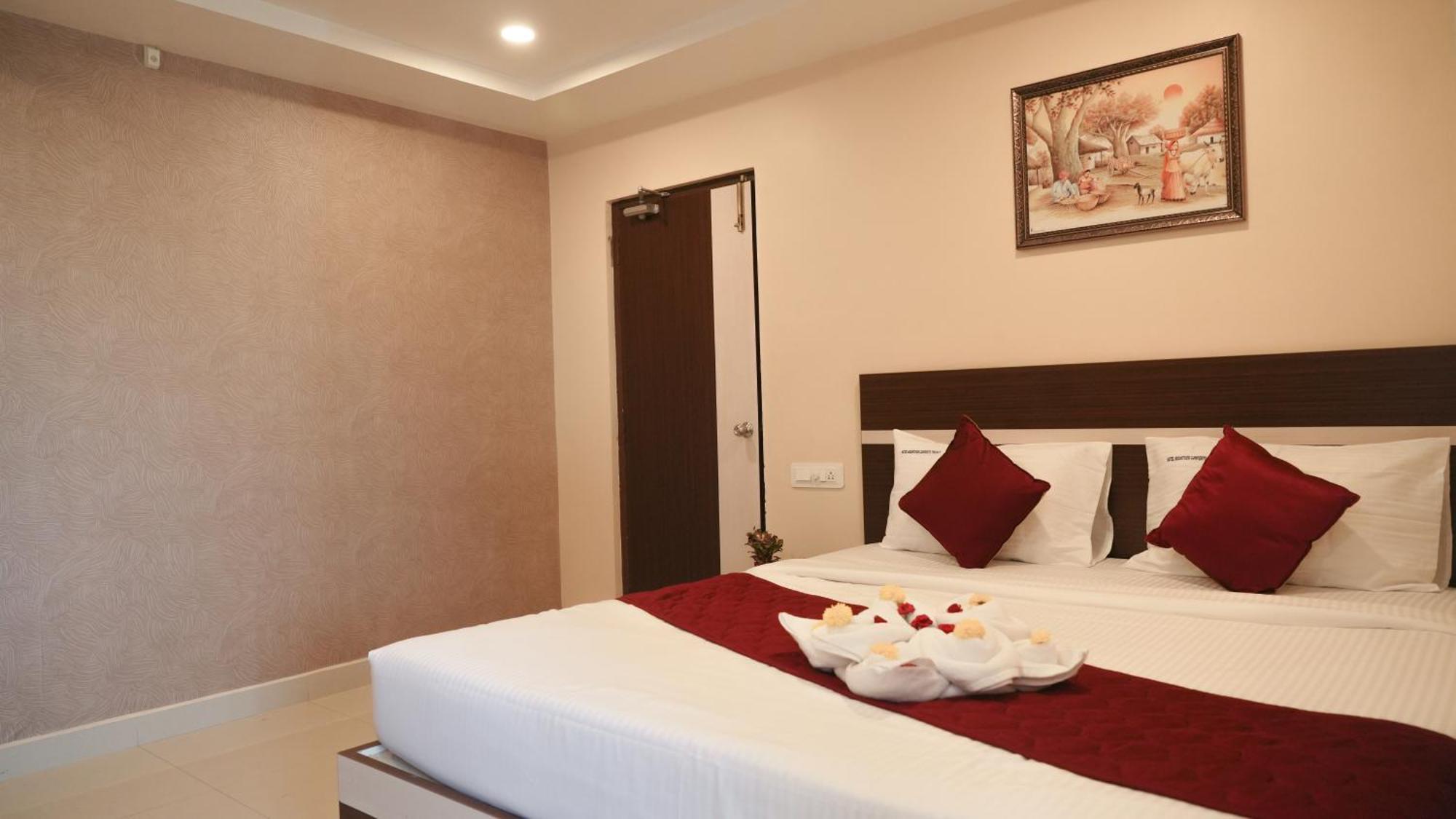 Hotel Mountview Comforts Tirupati Eksteriør bilde